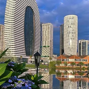 Alliance Palace ***** باتومي